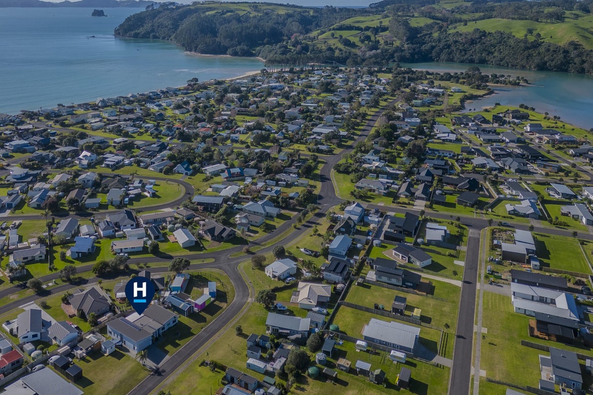 4 Hawk Hill Crescent, Cooks Beach, Whitianga - Carousel 28