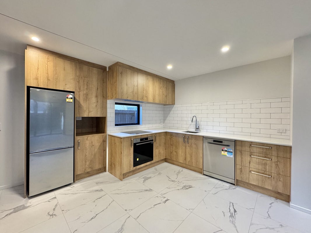 142 Main North Road, Papanui, Christchurch - Carousel 2