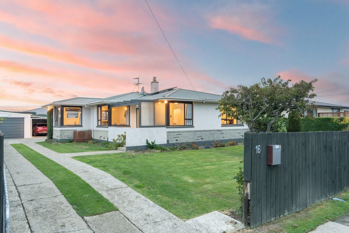 16 Esk Place, Mosgiel, Mosgiel - Carousel 30
