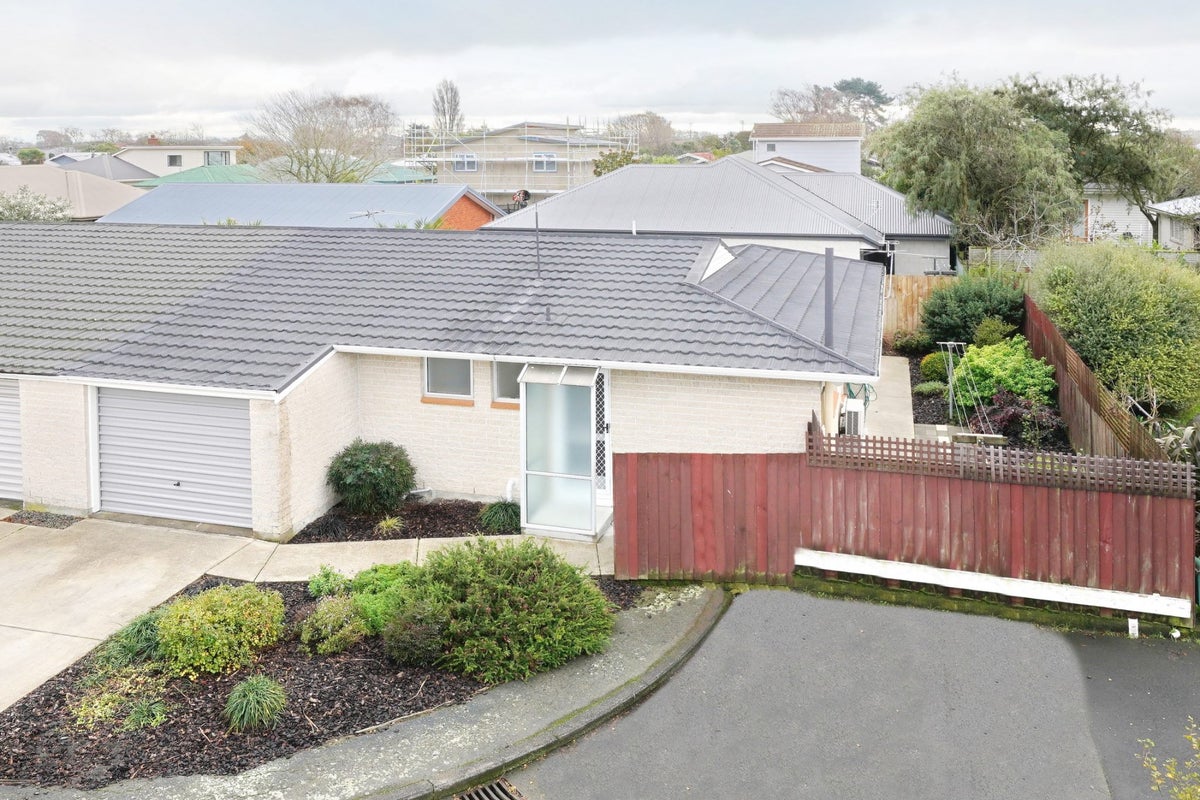 1/7 Peters Lane, Spreydon, Christchurch - Carousel 20
