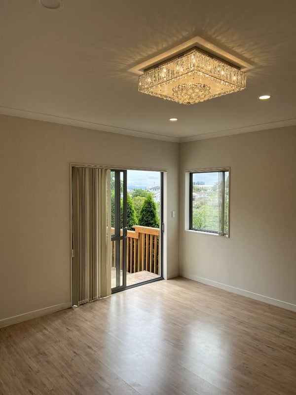 28 The Enclave, Totara Heights, Auckland - Carousel 2