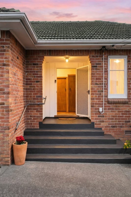 19 Captain Scott Road, Glen Eden, Auckland - Carousel 31