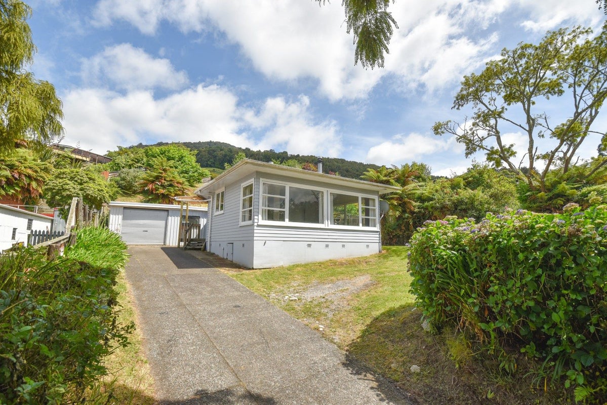 4 Russell Crescent, Western Heights, Rotorua - Carousel 2