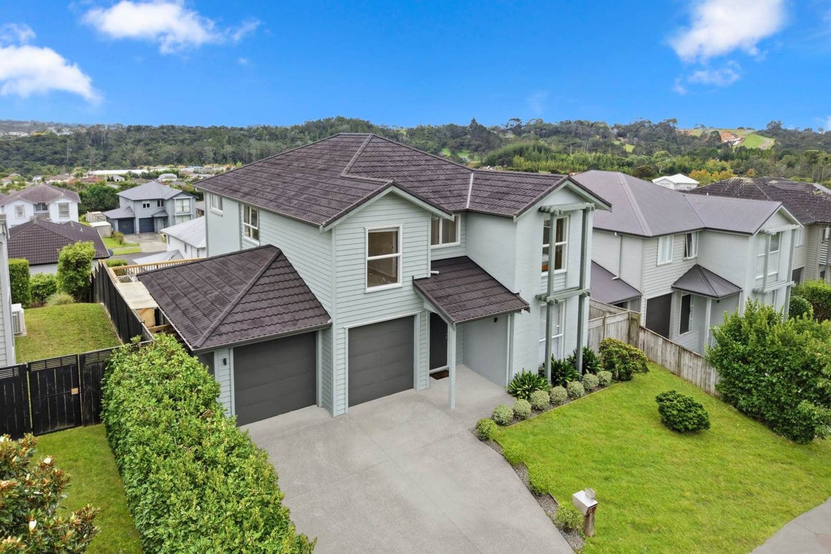 50 Mackay Drive, Greenhithe, Auckland - Carousel 2