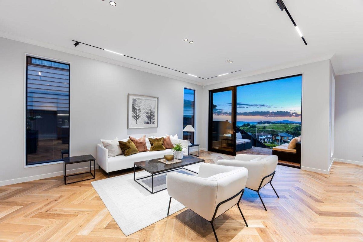 54 Kumukumu Road, Long Bay, Auckland - Carousel 2