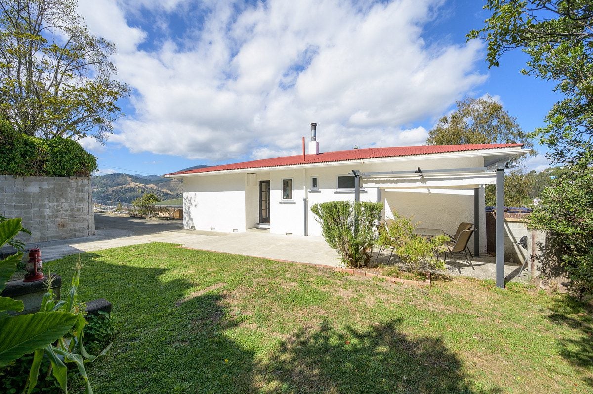 42 Stanley Crescent, Beachville, Nelson - Carousel 2
