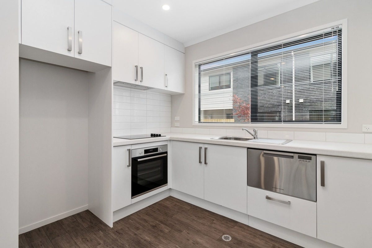 9/88 Carrington Avenue, Silverdale, Hamilton - Carousel 2