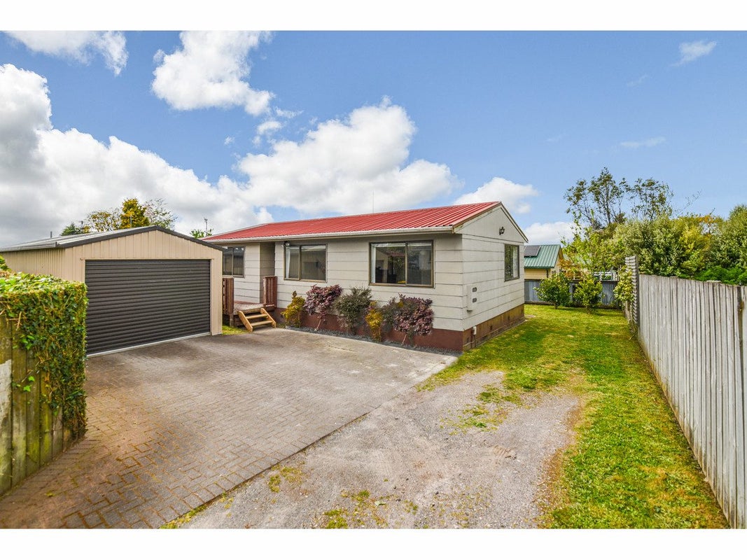 12B Ross Road, Western Heights, Rotorua - Carousel 1