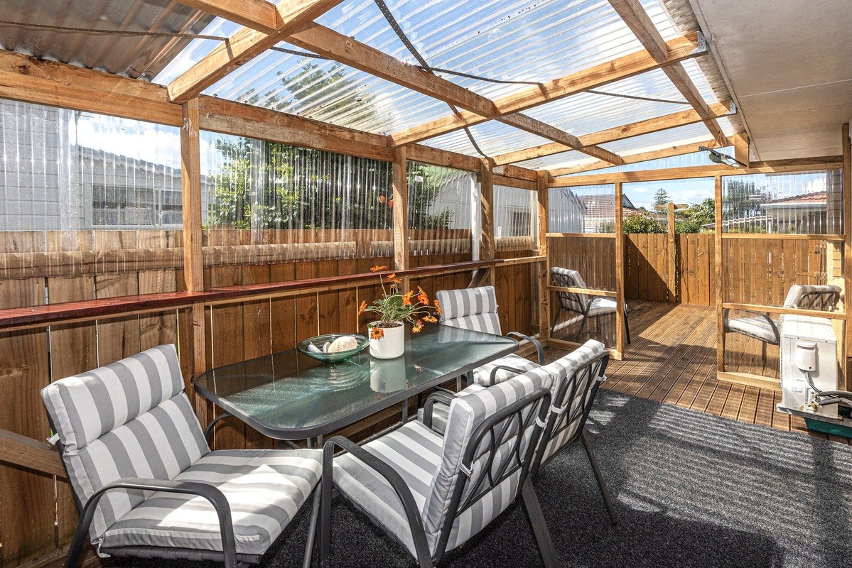 1/11 Third Avenue, Avenues, Whangarei - Carousel 2