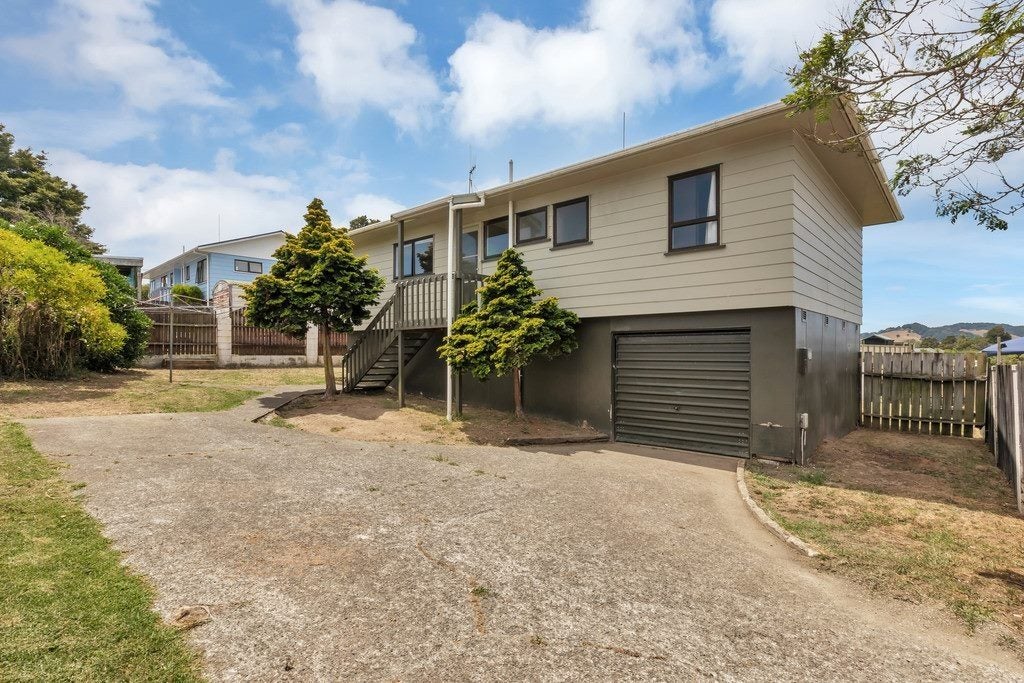 2/126 Paramount Parade, Tikipunga, Whangarei - Carousel 1