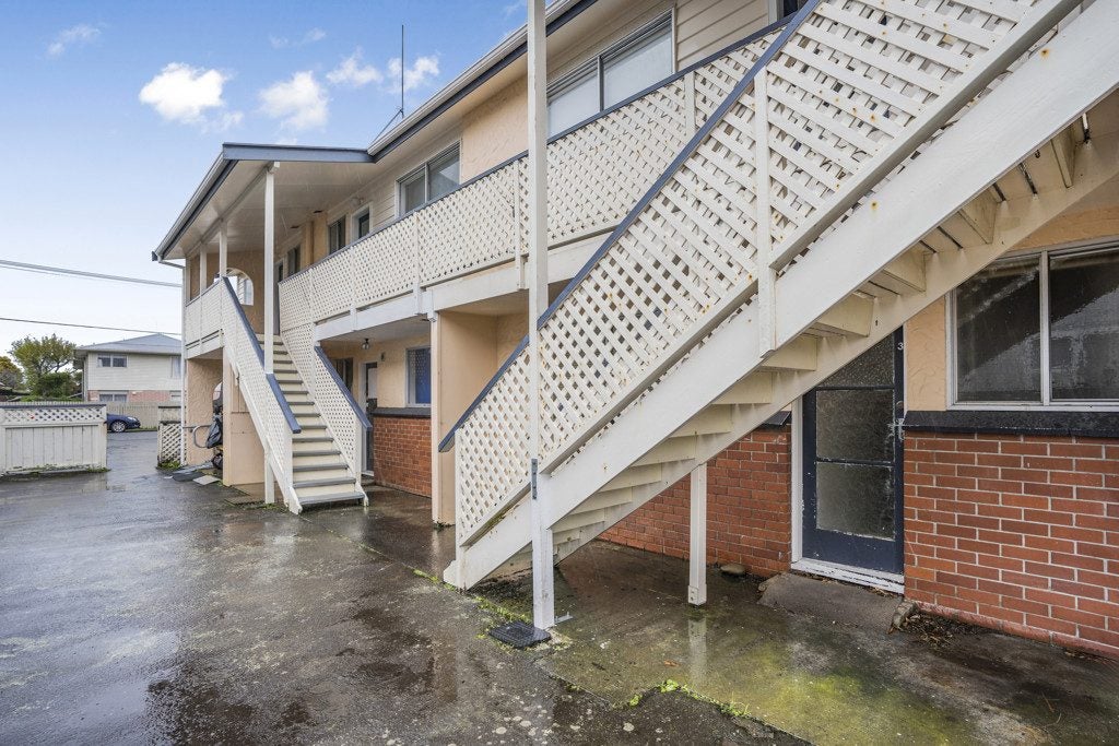 3/16 Tama ST, ALICETOWN, LOWER HUTT - Carousel 14