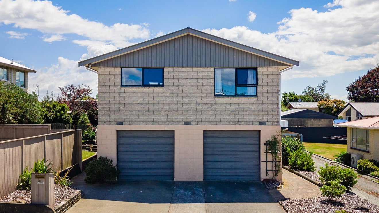 11 Burnett Street, Oceanview, Timaru - Carousel 1