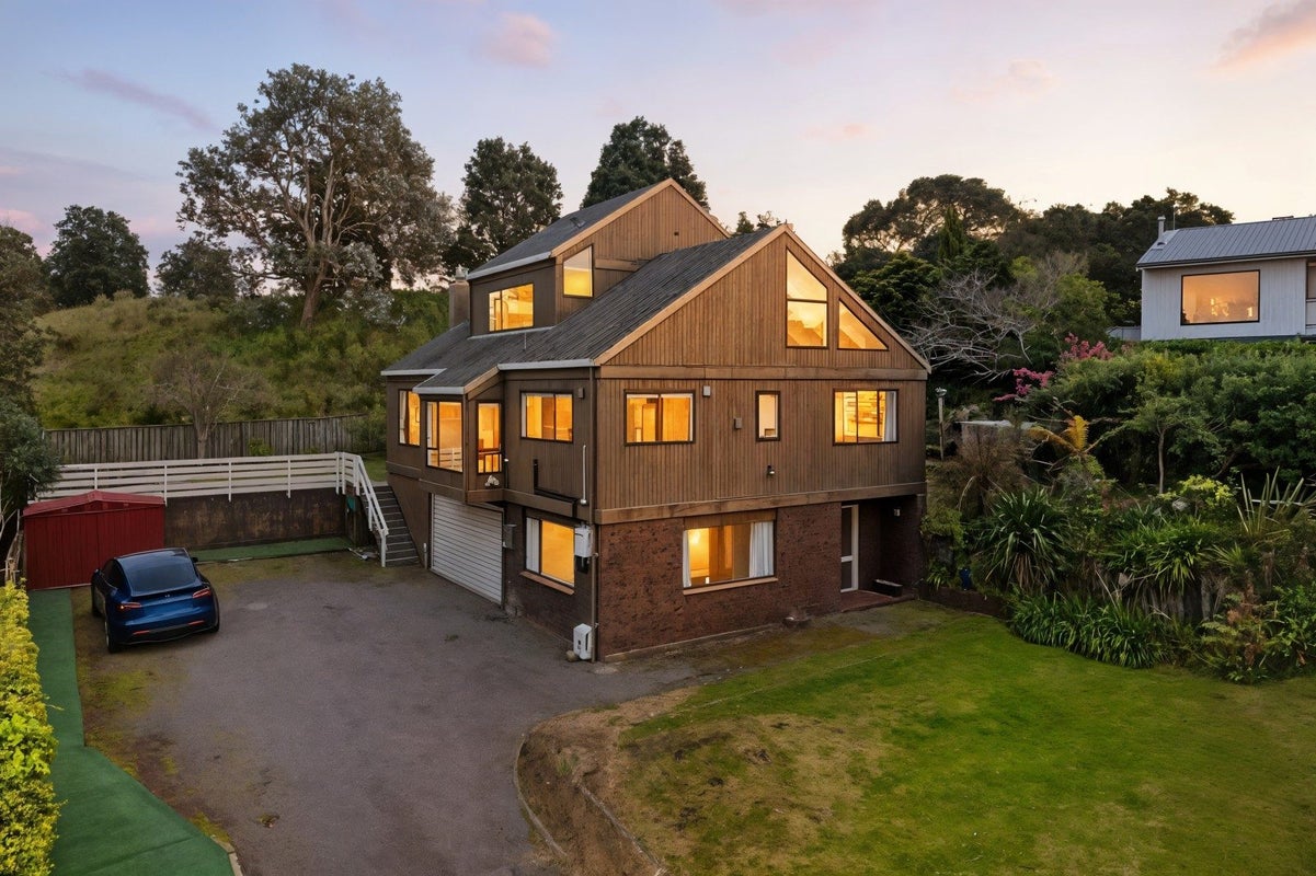 30 Aiken Road, Saint Johns Hill, Whanganui - Carousel 1