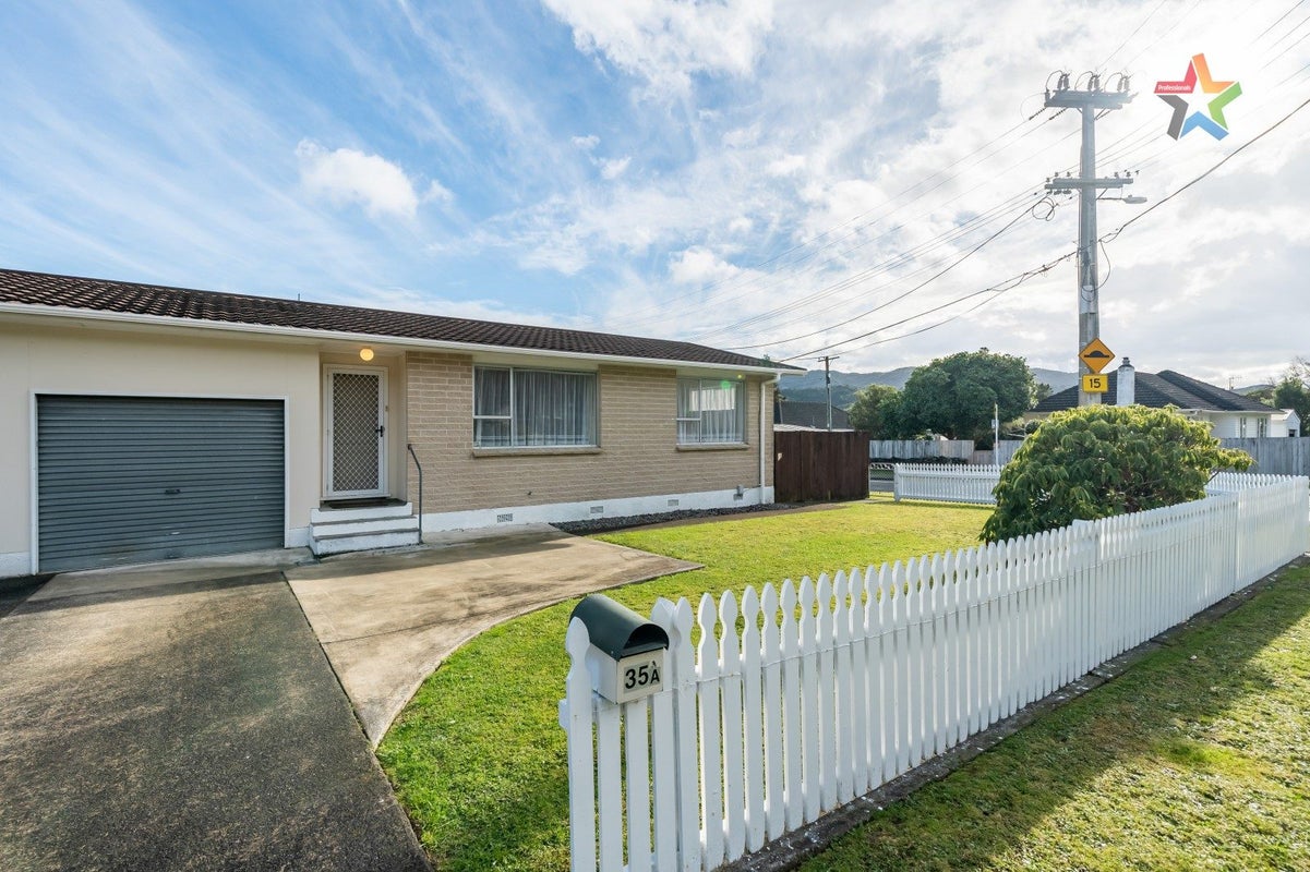 35A Wise Street, Wainuiomata, Lower Hutt - Carousel 1