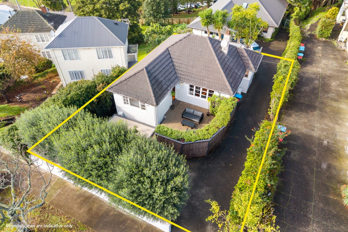 15A Oranga Avenue, Onehunga, Auckland - Carousel 1