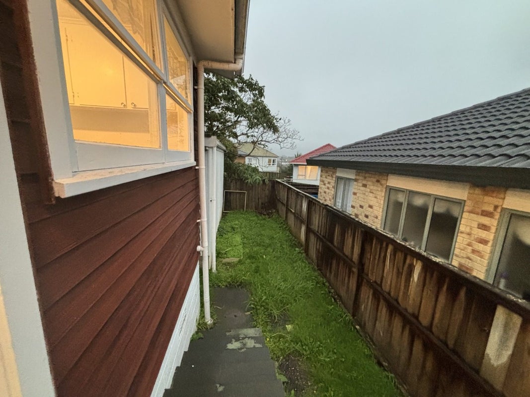 3/411 Mount Albert Road, Mount Roskill, Auckland - Carousel 17