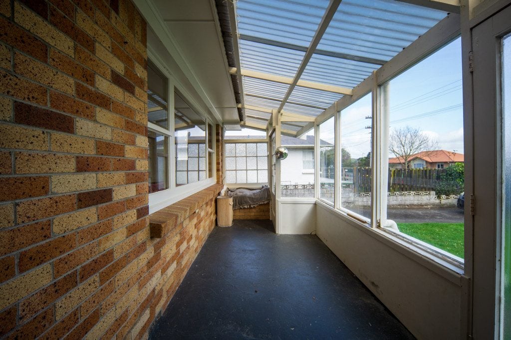 160A Old Farm Road, Hamilton East, Hamilton - Carousel 2