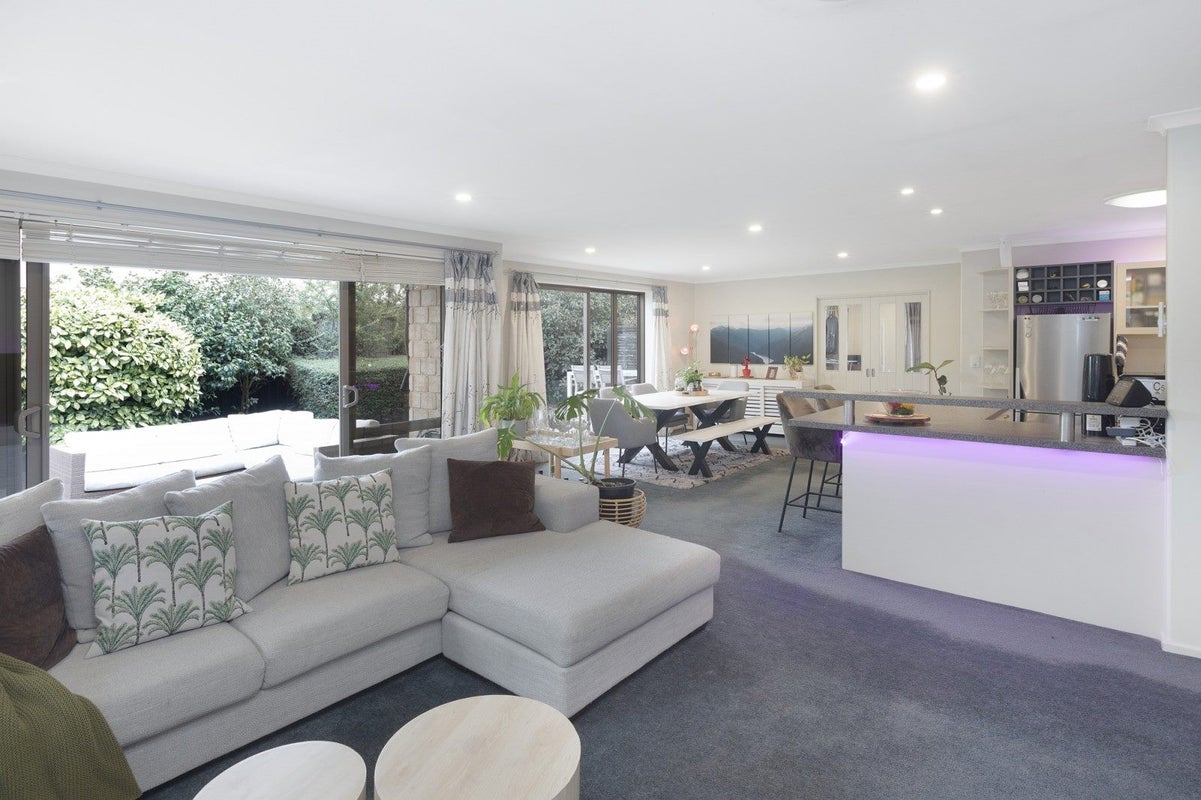 57 Eaglesome Avenue, Aidanfield, Christchurch - Carousel 2