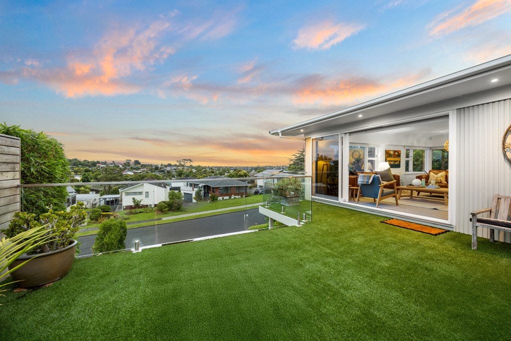 91 Beechdale Crescent, Pakuranga Heights, Auckland - Carousel 2
