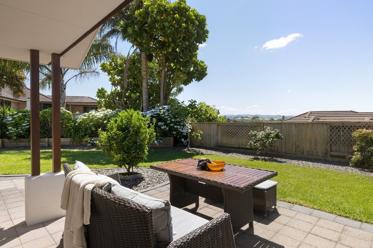6 Condor Drive, Pyes Pa, Tauranga, Bay Of Plenty - Carousel 2