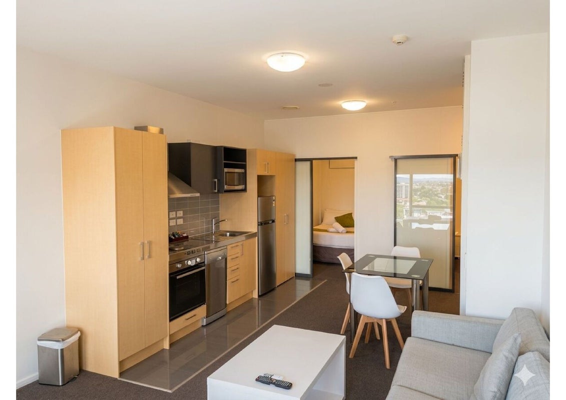 1008/17 Putney Way, Manukau, Auckland - Carousel 2