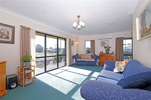 1 Cromwell Drive, Fitzroy, Hamilton - Carousel 2
