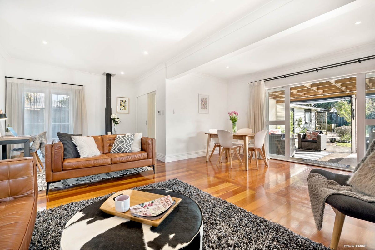 114 Second View Avenue, Beachlands, Auckland - Carousel 1