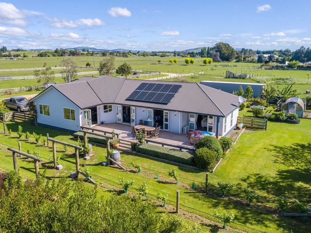 39 Carters Line, Parkvale - Carousel 1
