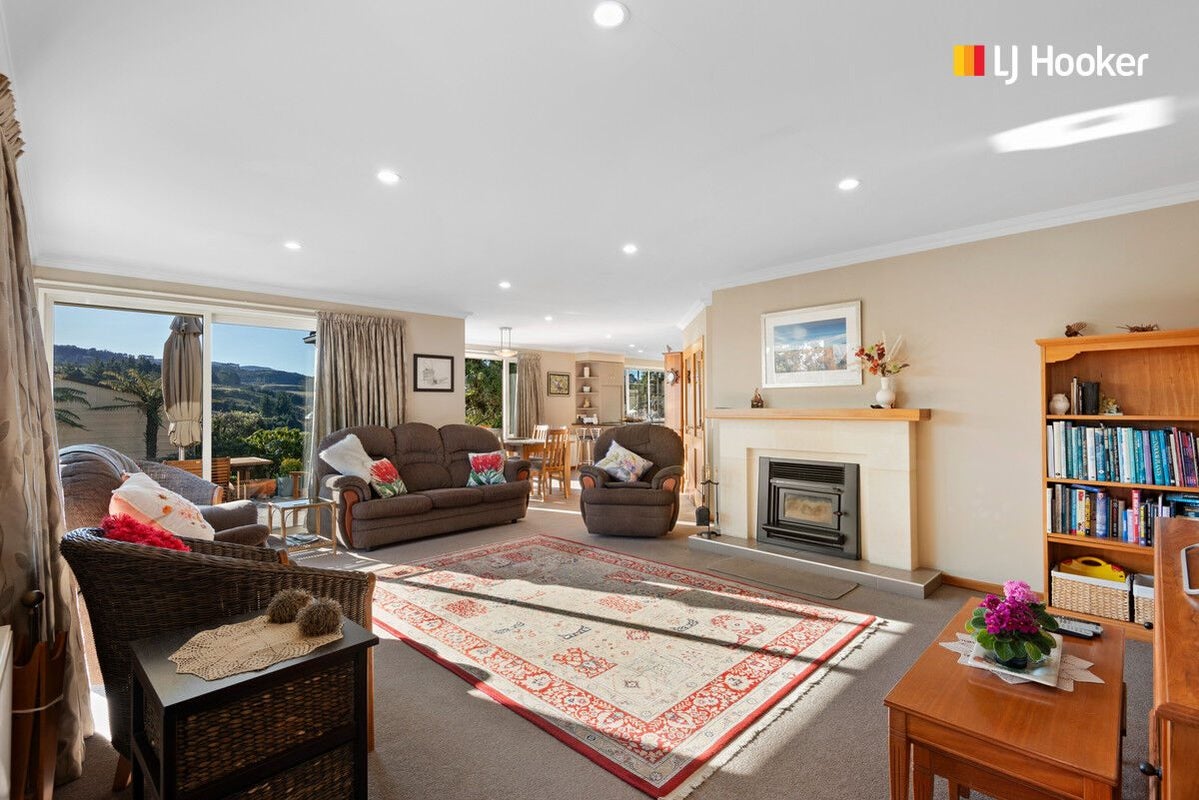 11A Koremata Street, Green Island, Dunedin - Carousel 1