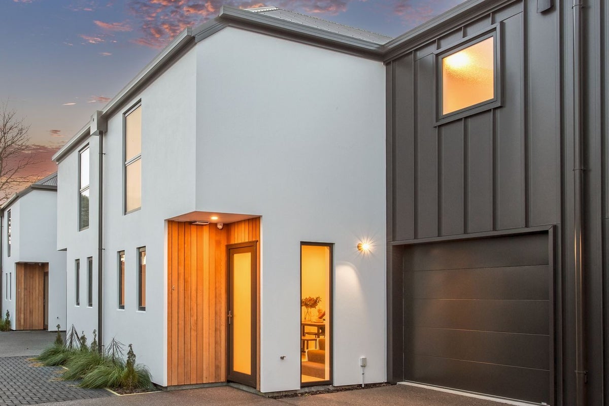 2/485 Manchester Street, St Albans, Christchurch - Carousel 1