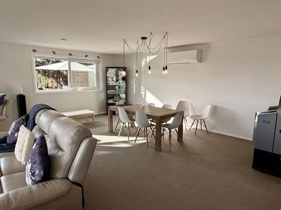 1276 Whangaparaoa Road, Army Bay, Whangaparaoa - Carousel 2