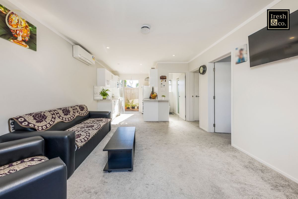 2/29 South Street, Papakura, Auckland - Carousel 2