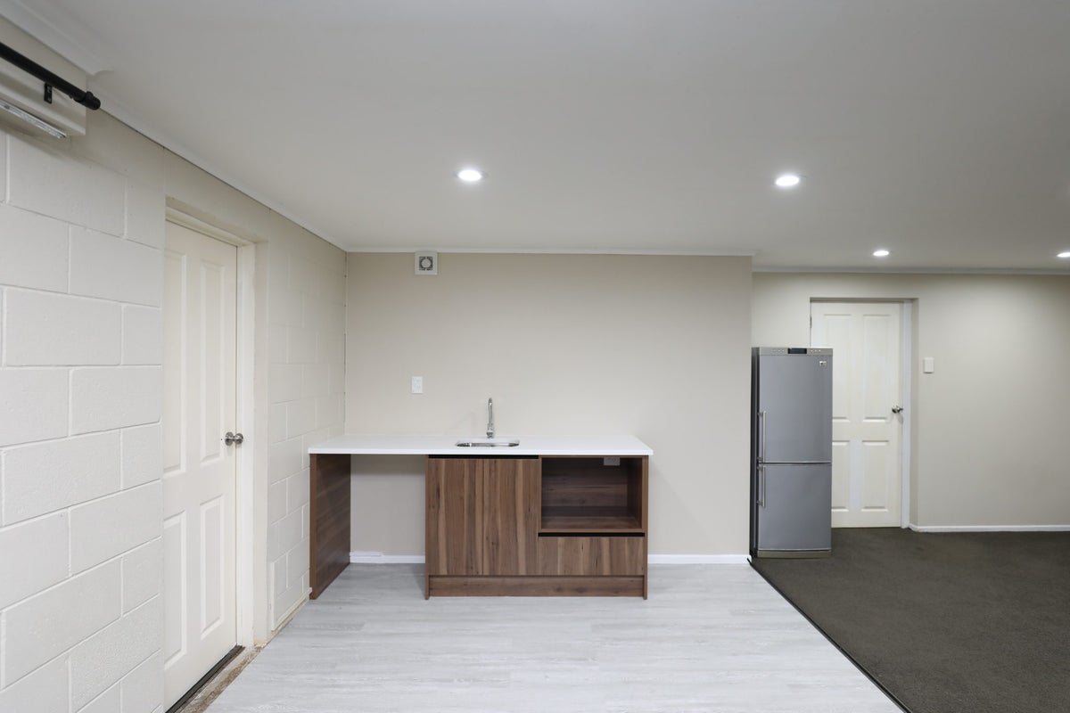 18 Treeway, Sunnyhills, Auckland - Carousel 9