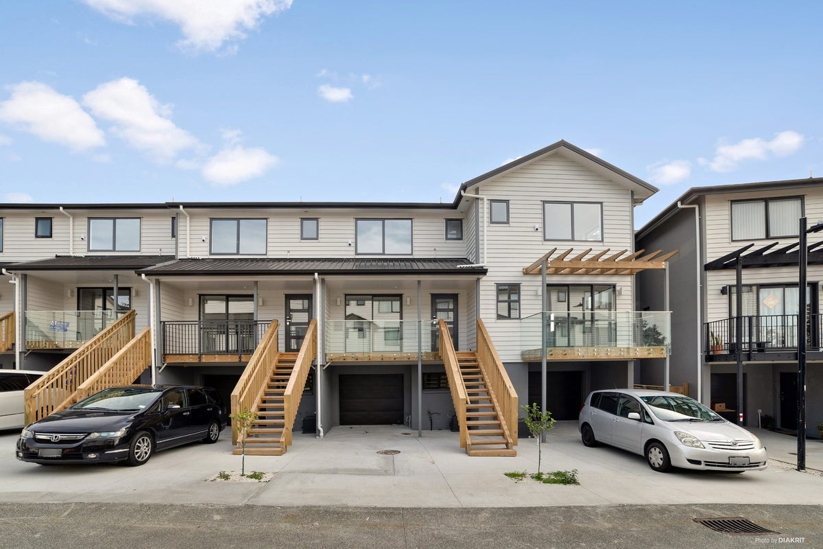 11 Peony Mews, Oteha, Auckland - Carousel 23