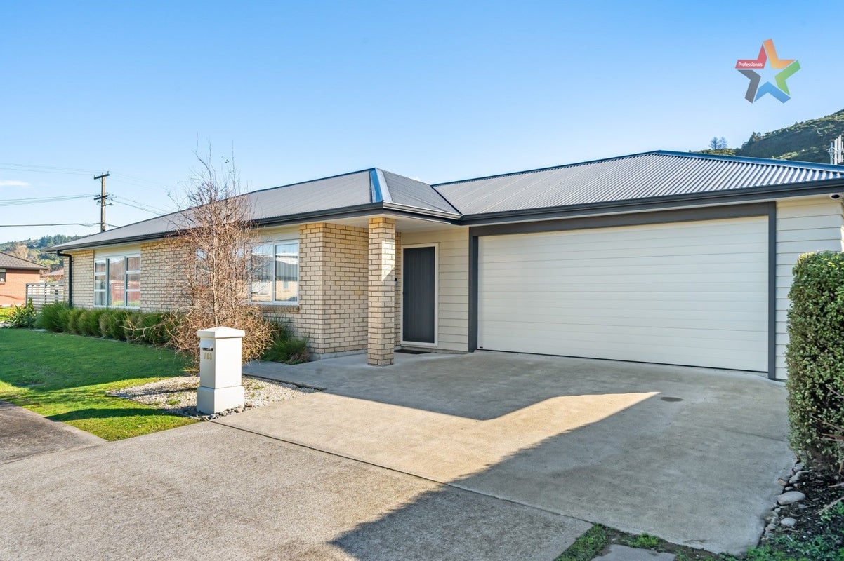 108 Farmer Crescent, Taita, Lower Hutt - Carousel 1