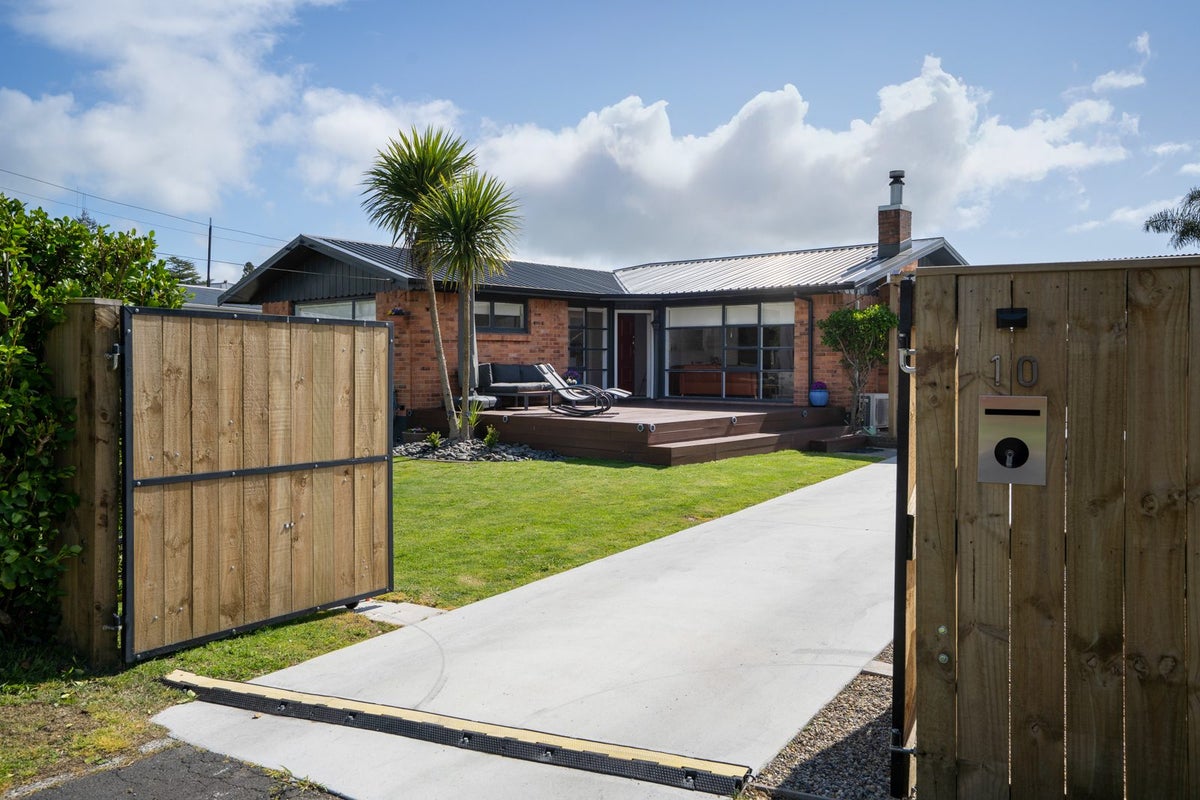 10 Glover Street, Leamington, Cambridge - Carousel 1