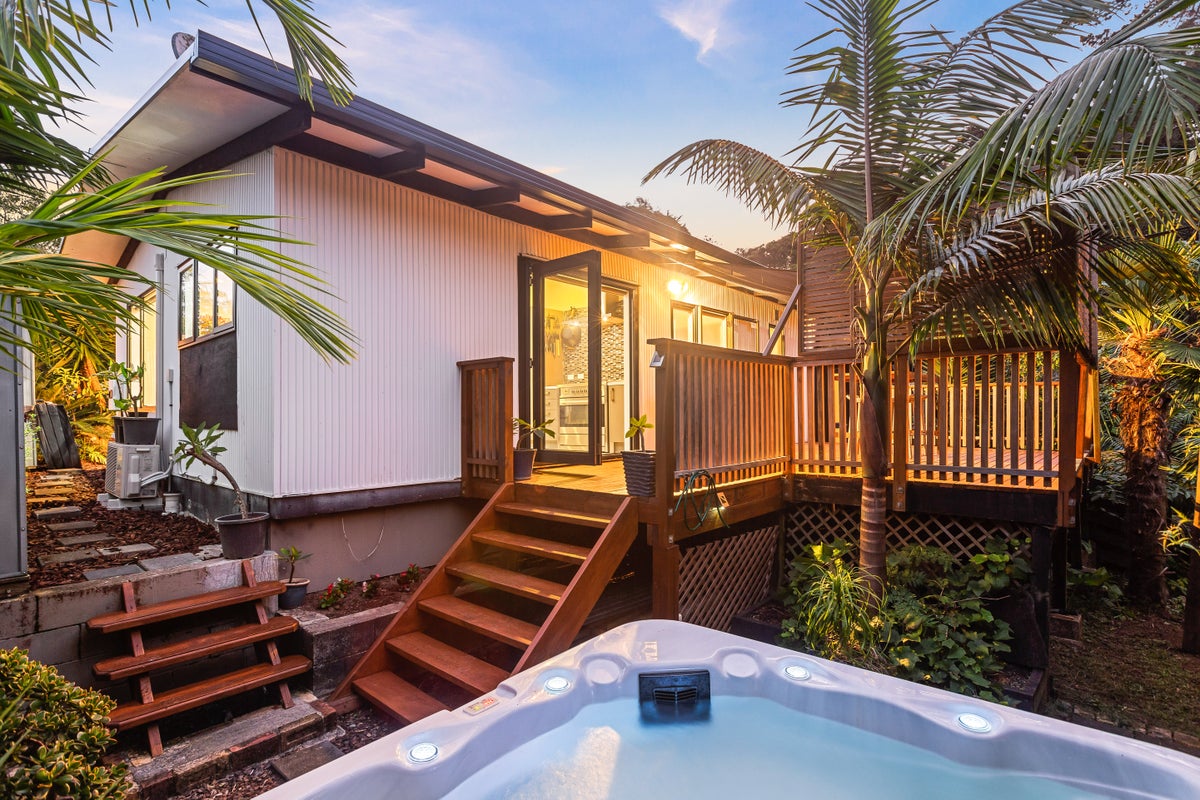 41 Melba Street, Beach Haven, Auckland - Carousel 1