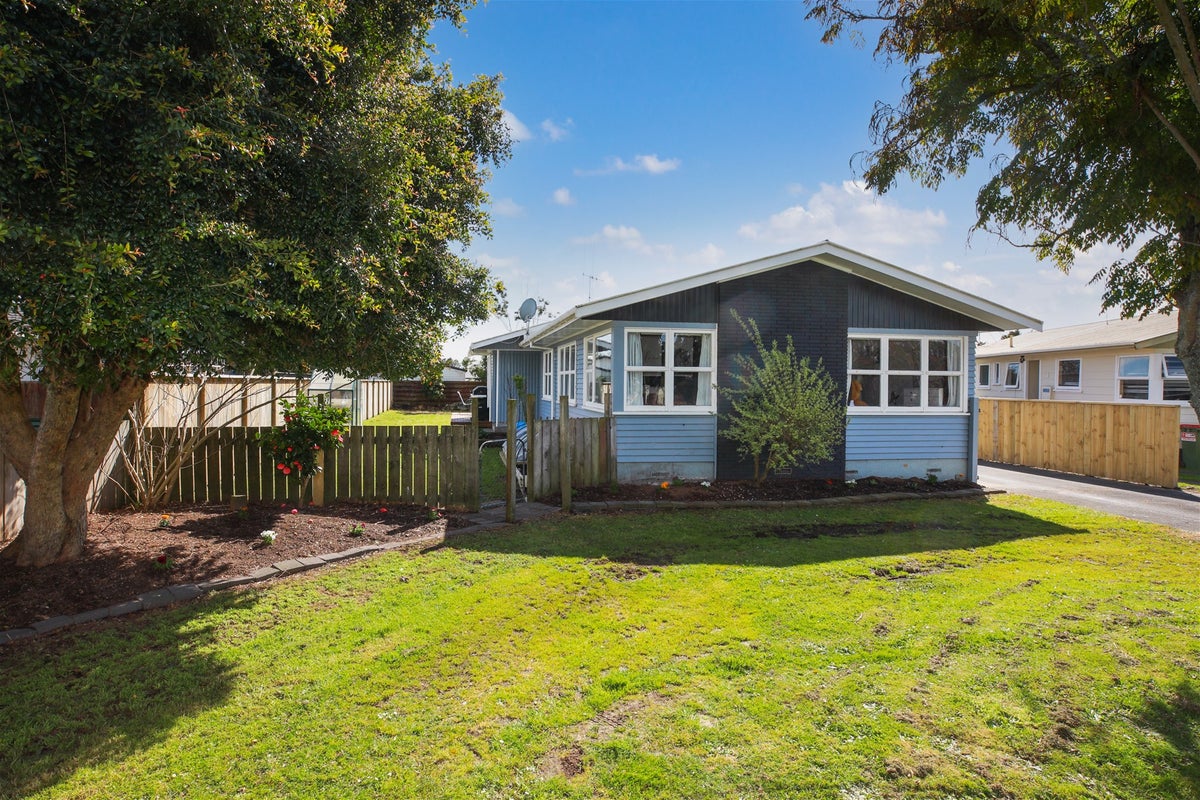 10 Mooney Street, Nawton, Hamilton - Carousel 2