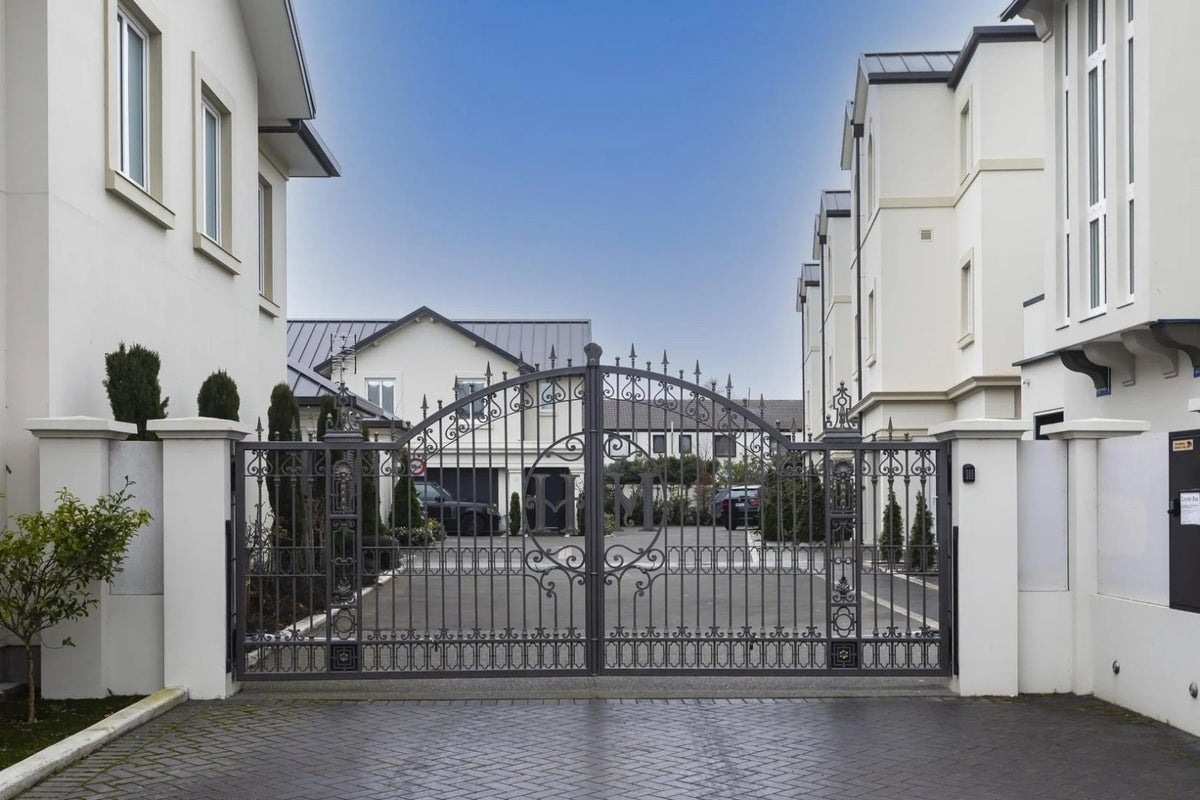 3 John Britten Lane, Riccarton, Christchurch - Carousel 1