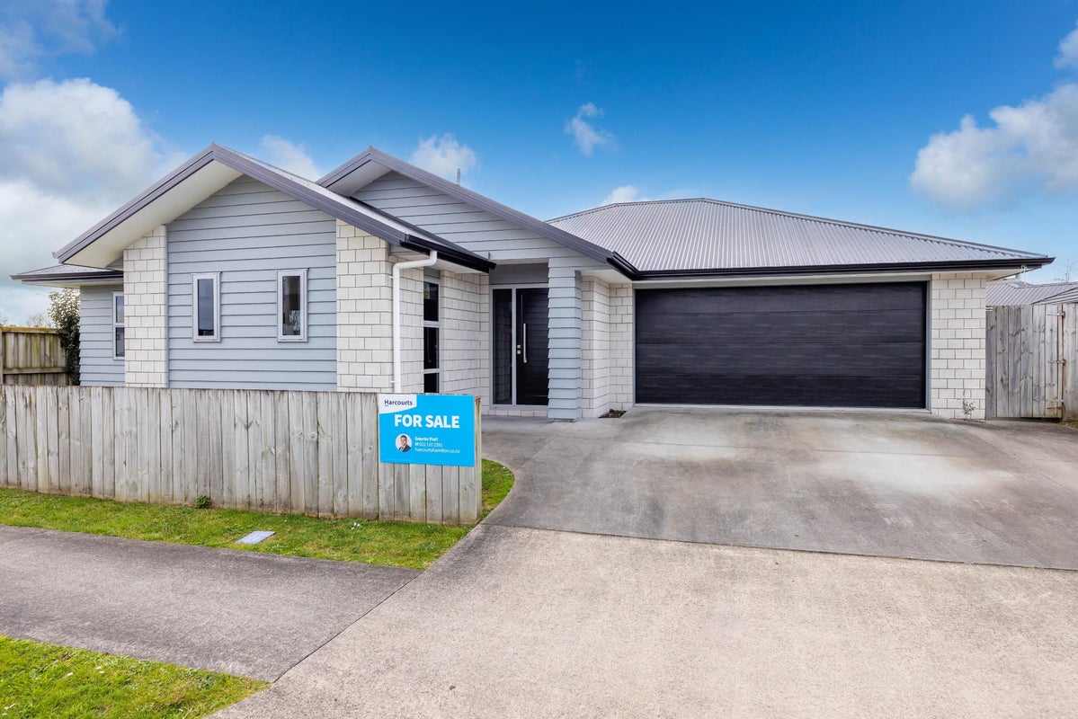102 Tramway Road, Ruakura, Hamilton - Carousel 1