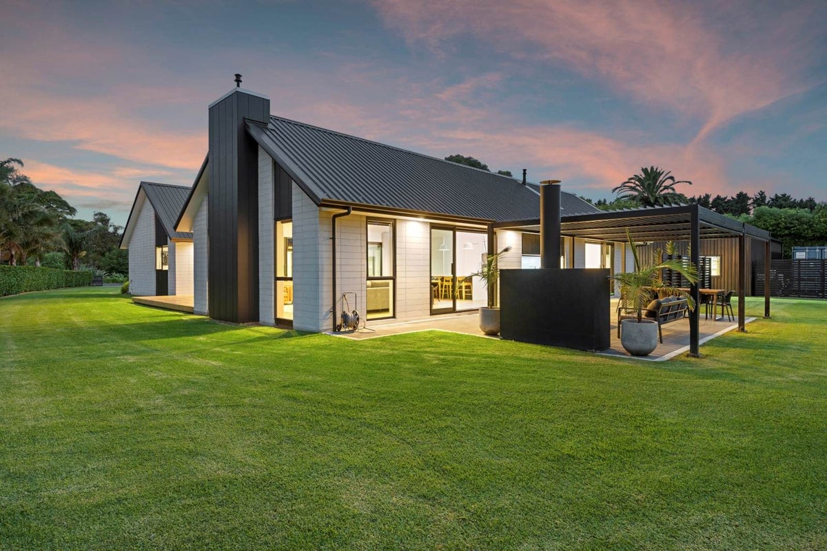 2B Masters Road, Waiuku, Waiuku - Carousel 2