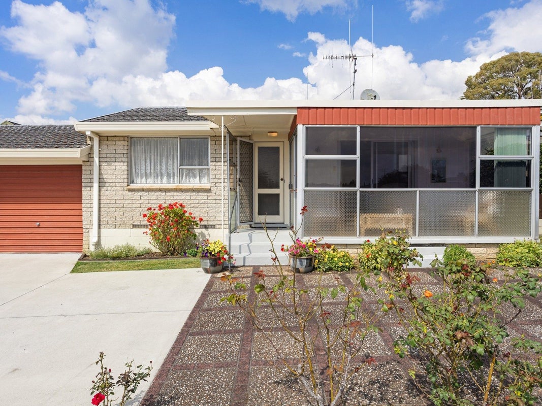 7A Hyde Avenue, Nawton, Hamilton - Carousel 1
