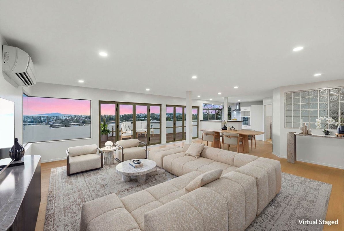 825 East Coast Road, Northcross, Auckland - Carousel 2