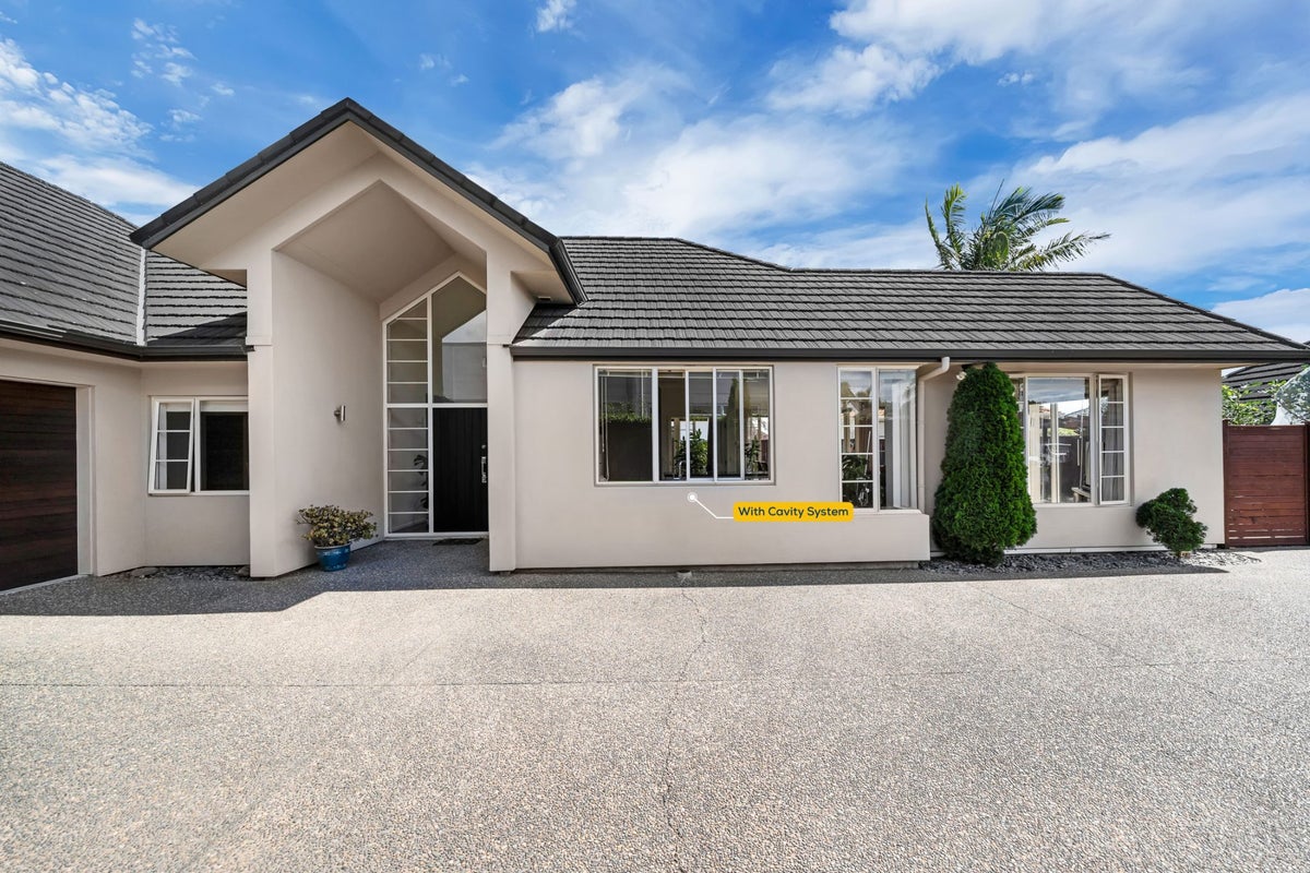 11 Fintry Place, Flat Bush, Auckland - Carousel 1