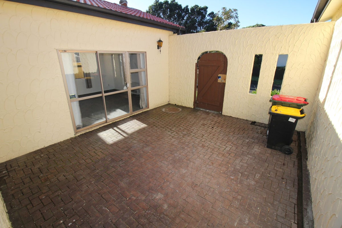 21 Te Kiteroa Grove, Churton Park, Wellington - Carousel 20