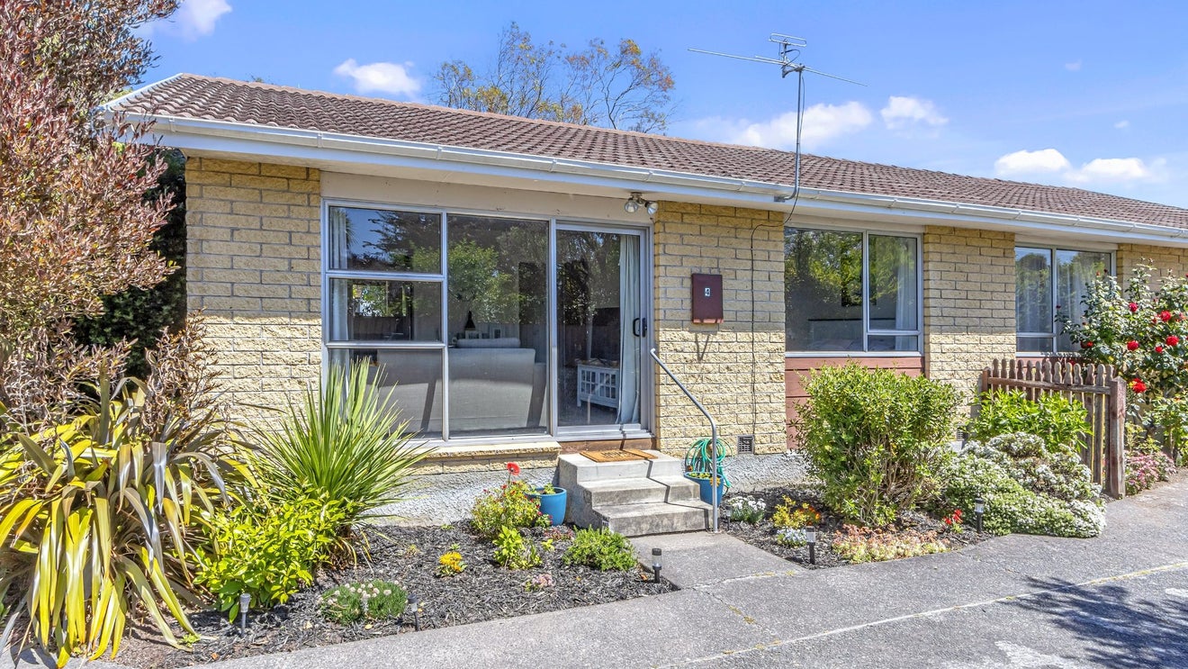 4/106 Geraldine Street, Edgeware, Christchurch - Carousel 1