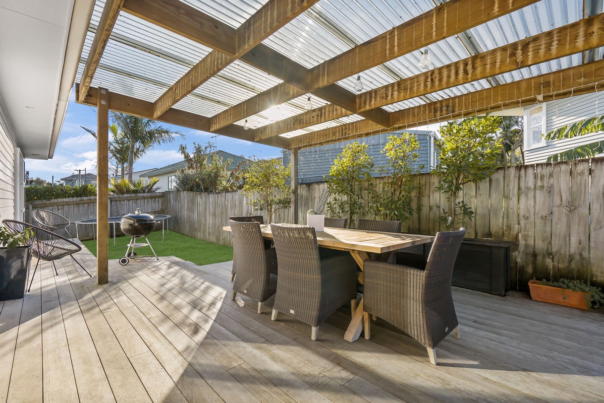 12 Bledisloe St, Cockle Bay, Manukau - Carousel 2