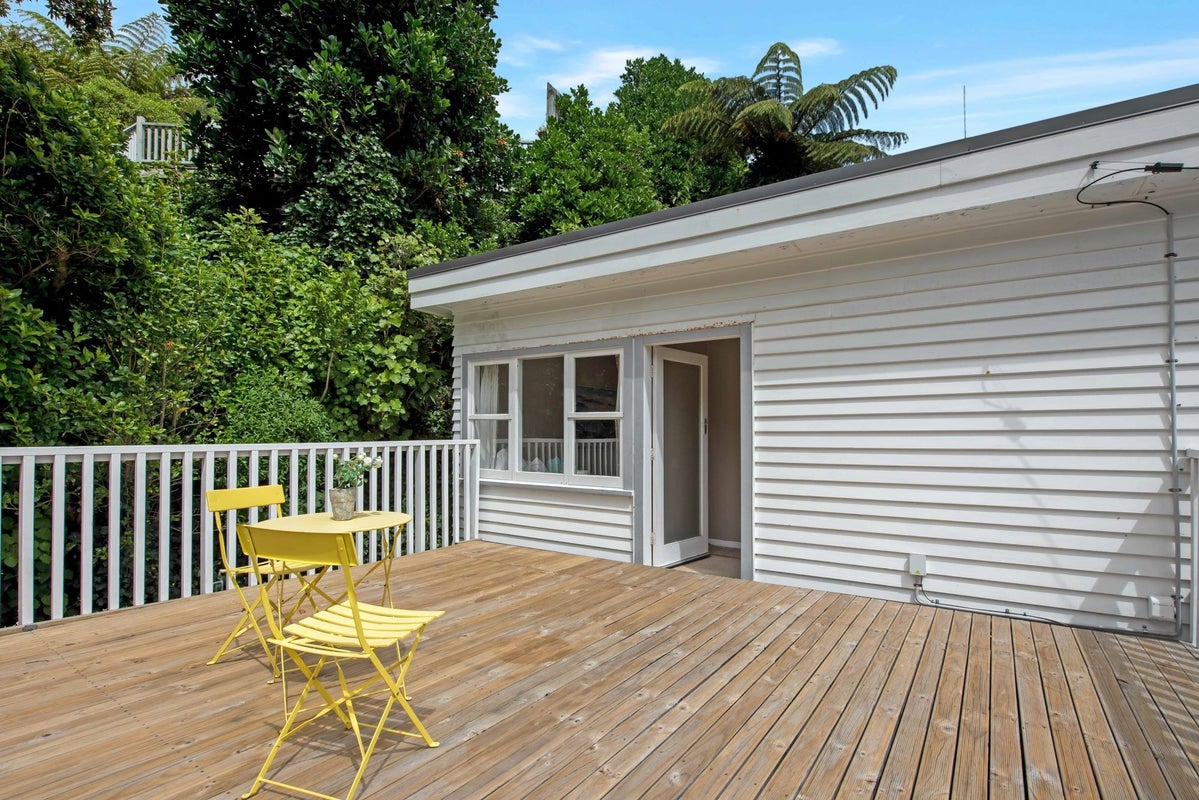 21 Randwick Road, Northland, Wellington - Carousel 2