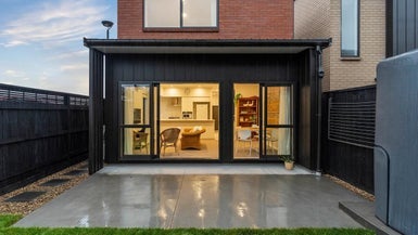 1 Hiwi Rakau Rise, Westgate, Auckland - Carousel 1
