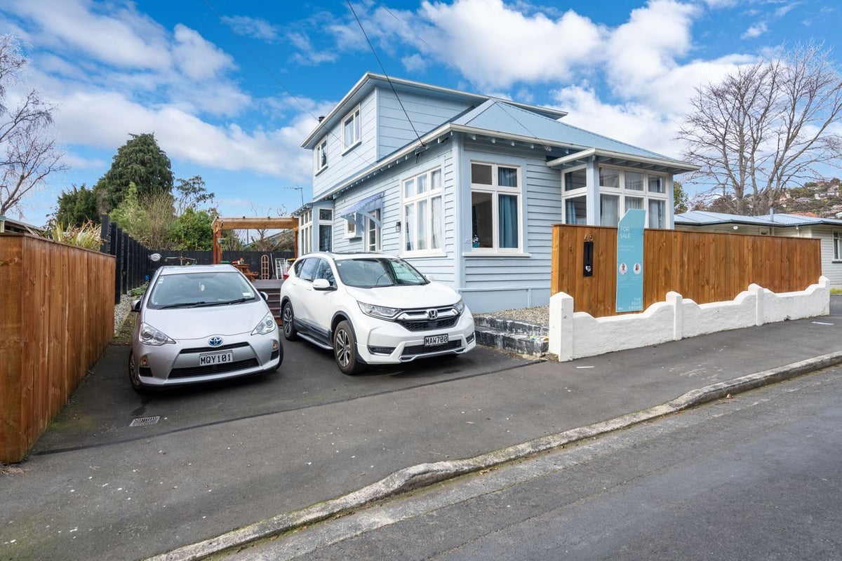 45 Peter Street, Caversham, Dunedin - Carousel 2